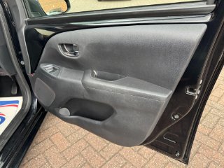 /photos/1045/8e4363fa-377c-49fc-b0e4-b54ee32dd2b3_i320x240.jpg