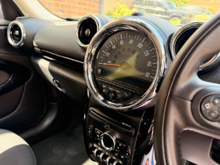 /photos/1045/8f941cc0-7d6a-4712-967f-e977e916096a_i320x240.jpg
