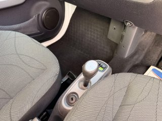 /photos/1045/911b9075-d83e-4ba7-8dd2-64f011aab291_i320x240.jpg