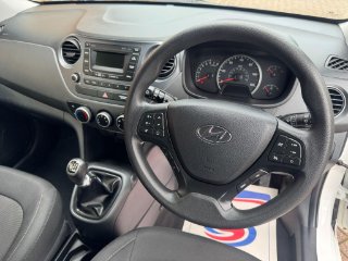 /photos/1045/9f6e258a-d07f-4f8f-8699-6cbd5b29a333_i320x240.jpg
